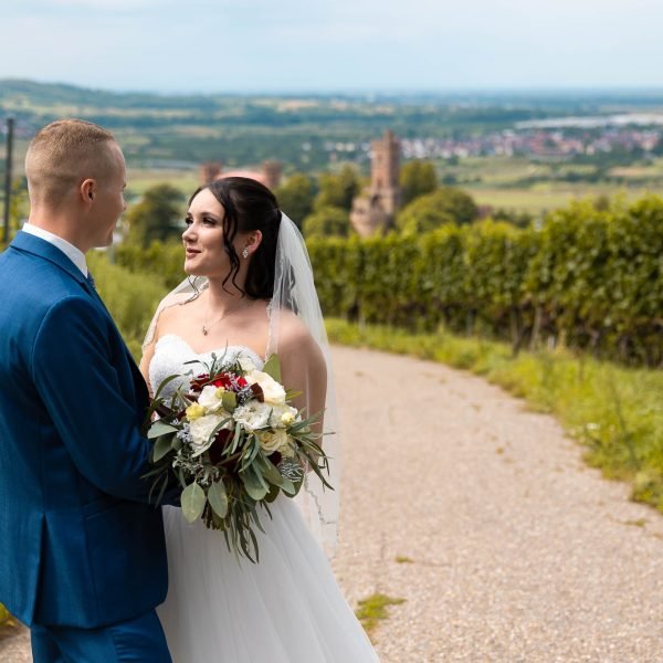 Hochzeitsfotograf Offenburg Hochzeit Schloß Ortenberg Braut First Look