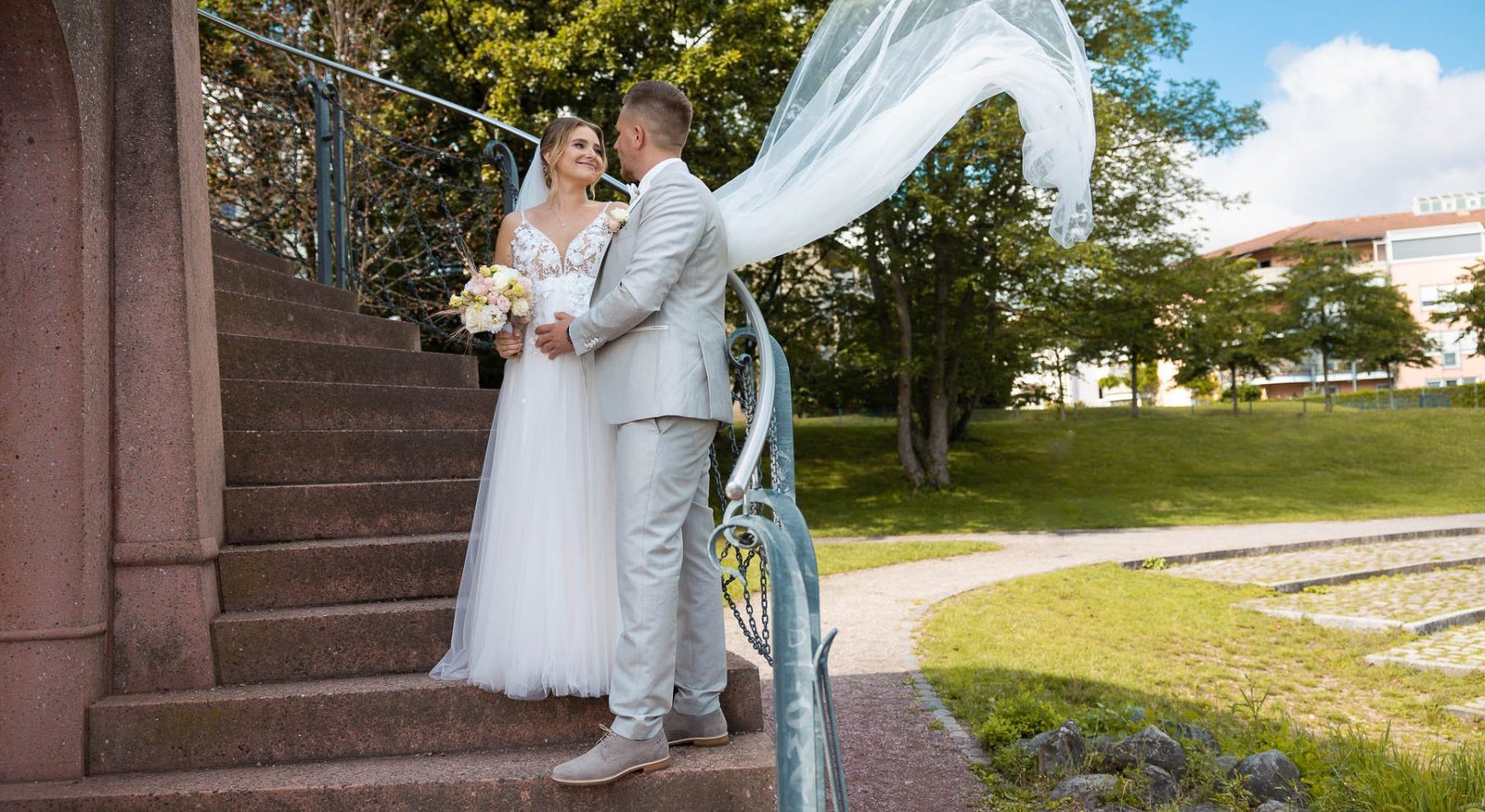 Hochzeitsfotograf Waldemar Reiswich WR Photography Hochzeitsfotograf Hochzeit in Freiburg Schwarzwald, Brautpaarshooting Seepark Freiburg Schwarzwald